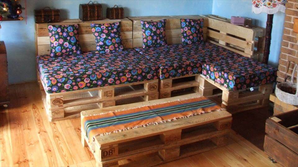 Pallet Sectional Sofa Set for Living room - Easy Pallet Ideas
