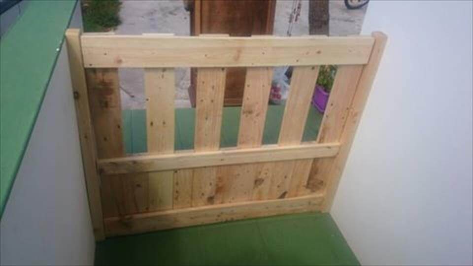 Diy Pallet Gate Doors Easy Ideas, How To Make A Garden Gate Out Of Pallets