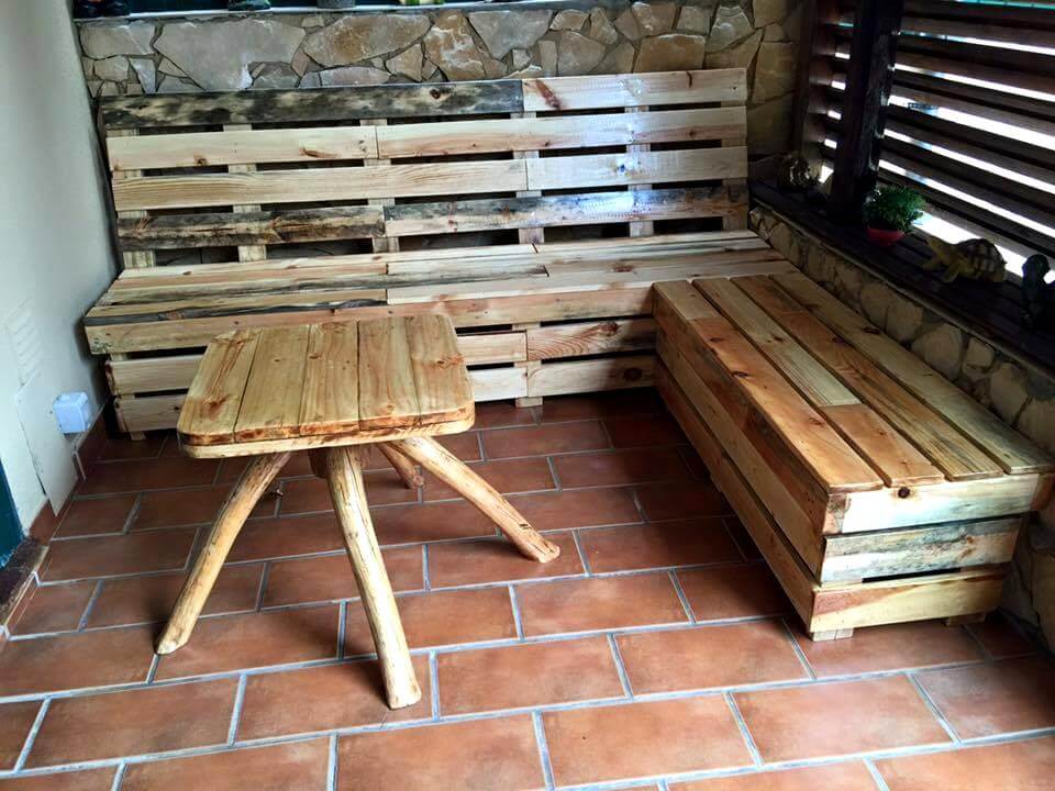 pallet sofa and coffee table