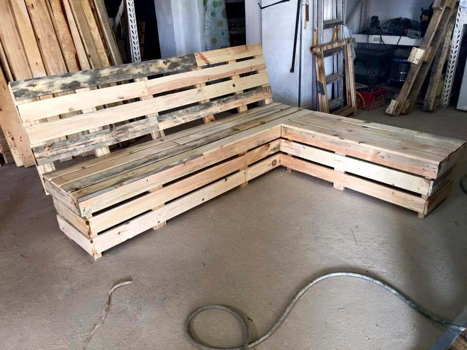Wooden pallet sofa