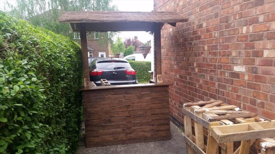 Easy DIY Pallet Wood Bar Project - 100% Pallets - Easy Pallet Ideas