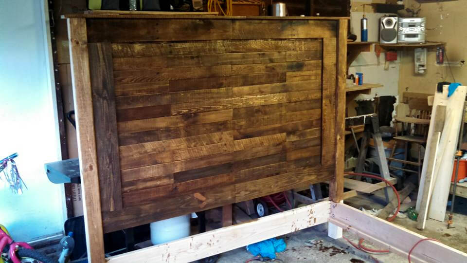 Rustic King Size Pallet Headboard, How To Make King Size Headboard From Pallets