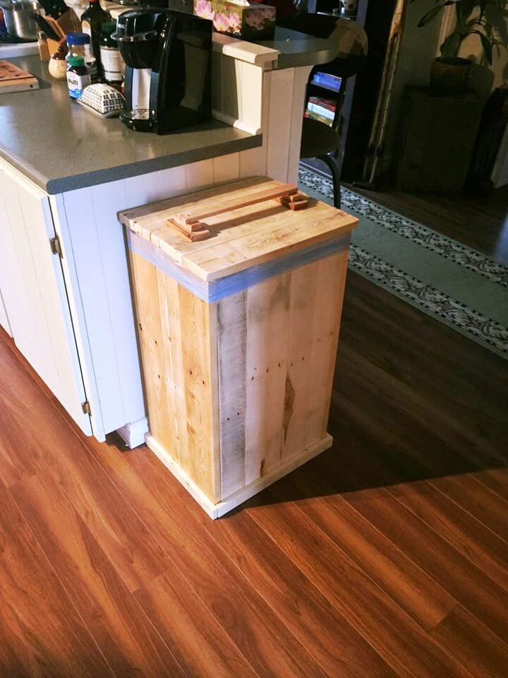 DIY Wood Pallet Trash Bin Easy Pallet Ideas